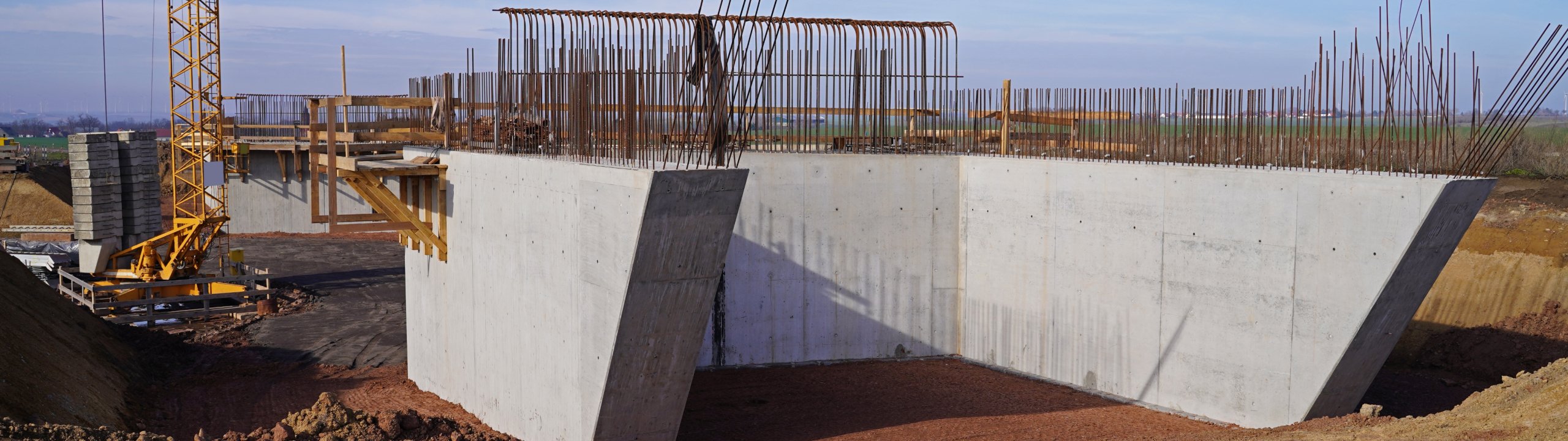 Abutment Design Guidelines in AASHTO LRFD Stability Check for Spread